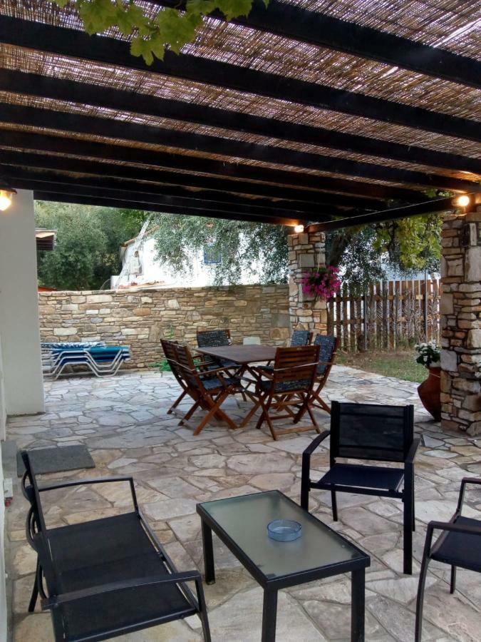 Villa Glaykos Thimonia Eksteriør bilde